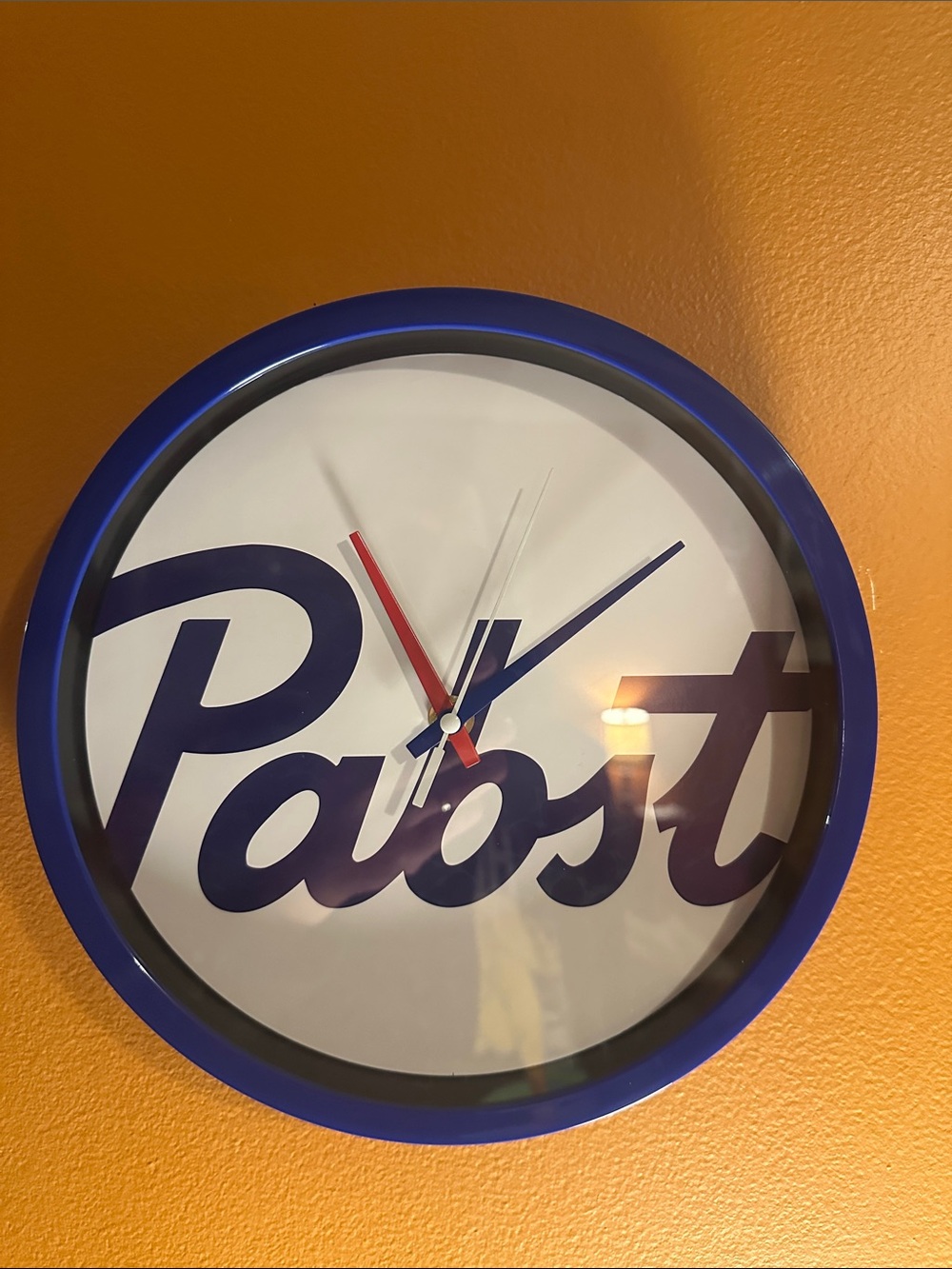 Pabst Blue Ribbon clock - Picture 2 of 4